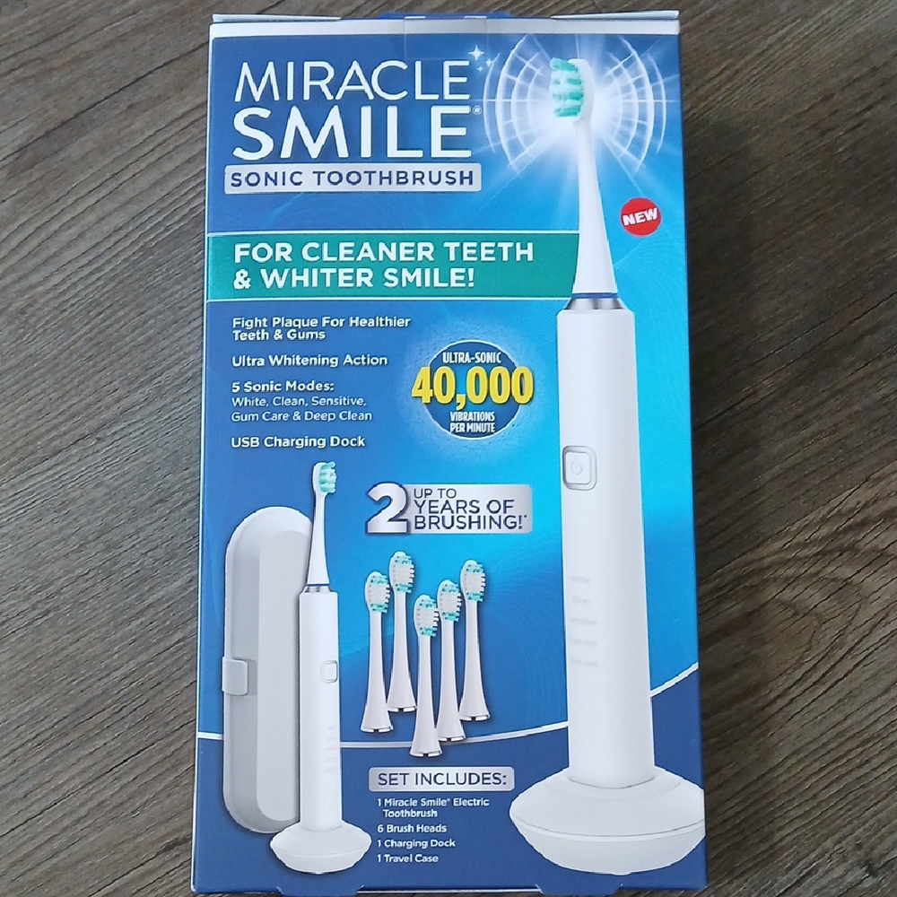 Miricle Smile Sonic Cordless Tothbrush With Replacment Brush Heads New In Box
